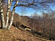 43 Sguardo sul Rif. degli Alpini del Canto Alto